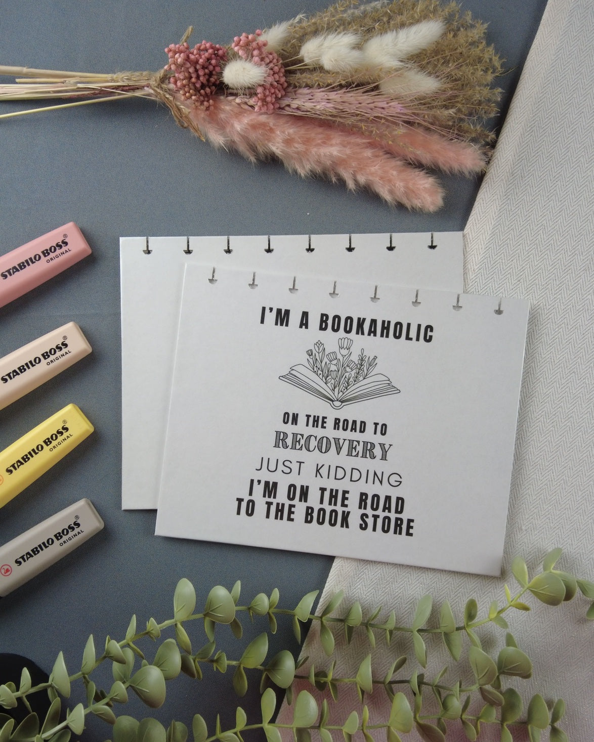 bookaholic-carnetrechargeable-couvertureatoma-lapapeteriedemarie.2