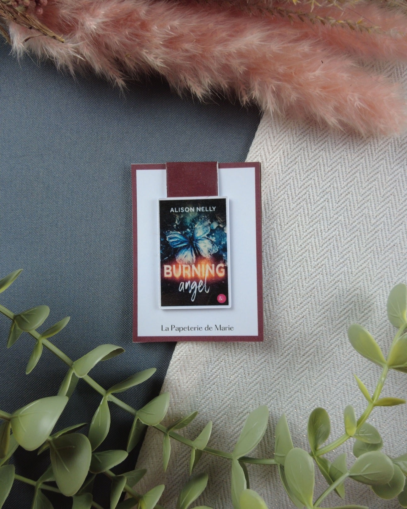 burningangel-marquepage-marquepageaimante-marquepagelivre-lapapeteriedemarie