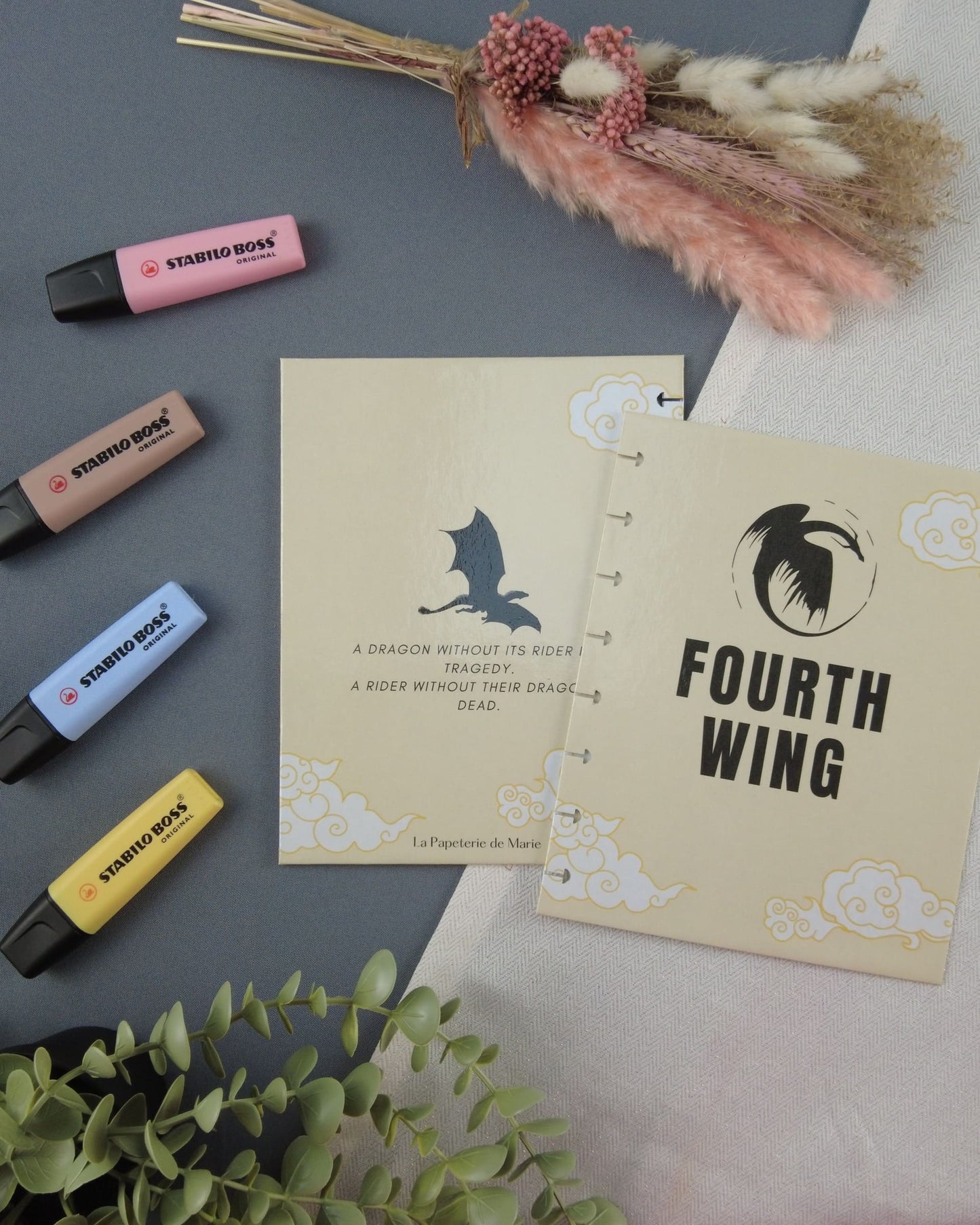 fourthwing-carnetrechargeable-couvertureatoma-lapapeteriedemarie.2